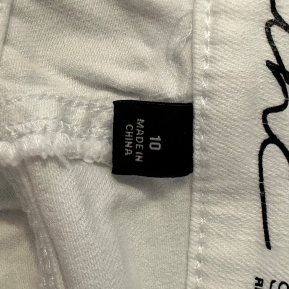 M3- #78 INC Fringe-Trim Curvy Cropped White Jeans, size 10 - Picture 7 of 9